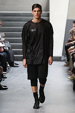 Look 17